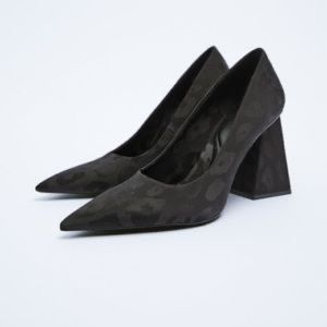 New $89 Zara Printed Fabric Black Geometric Heel Shoes 2202/910 Size 7.5 8